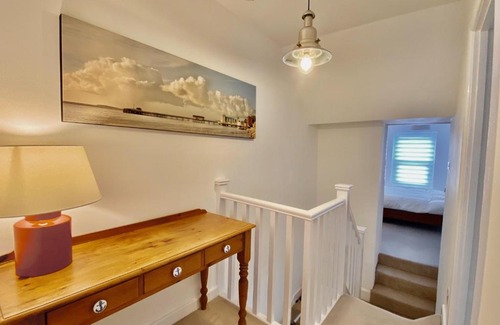 Penarth Casa | Skipper’s Cottage - Perfect for Cardiff & Penarth