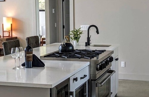Woods Bay Casa | Skipping Stone Lake House, Skipping Stone Lake House
