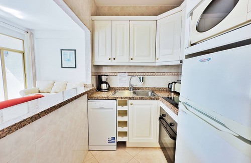 Marbella Seafront Promenade Apartamento | Skol 335 - Fantastic South-Facing Beachfront Apartment