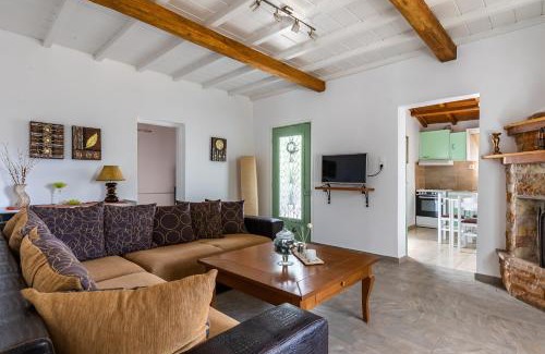Alikias Casa | Skopelos Amigdalia cottage