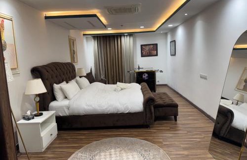Lahore Apartamento | Sky Heights Goldcrest Signature Luxury Apartments - DHA Phase 4, Lahore