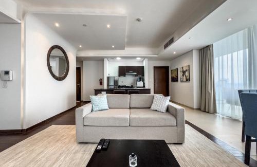 Dubai Sports City Apartamento | Sky-High 2-BDR Gem Sports City