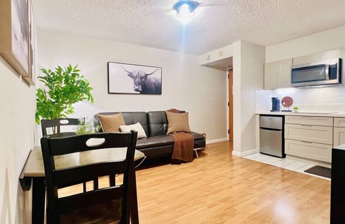 Downtown Honolulu Apartamento | Sky-High 32F Suite in Honolulu – Free Parking