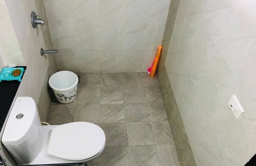 Phase 1 Apartamento | Sky High @ Blue Ridge 22nd Floor Master - Dormitorio