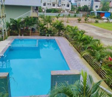 Lonavala Cabina | Sky Lawns