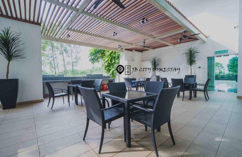 Setia Tropika Apartamento | Sky Peak (9pax) ホ ー ム ス テ イ @ JB City Homestay