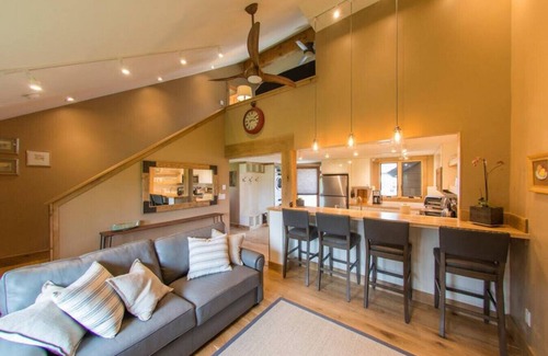 Big Sky Meadow Village Apartamento | Sky's the Limit: Centrally Located For Big Sky Fun