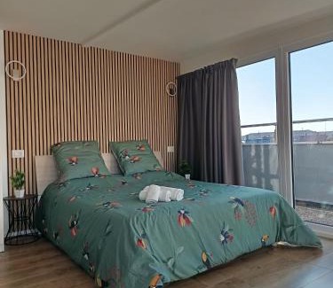 Lambrate Cama Y Desayuno | Sky View apartment with Swimming pool, AC, Wifi, M2