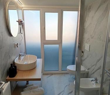 Lambrate Cama Y Desayuno | Sky View apartment with Swimming pool, AC, Wifi, M2