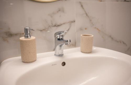 Kos Apartamento | Skyard - Central 2bd House