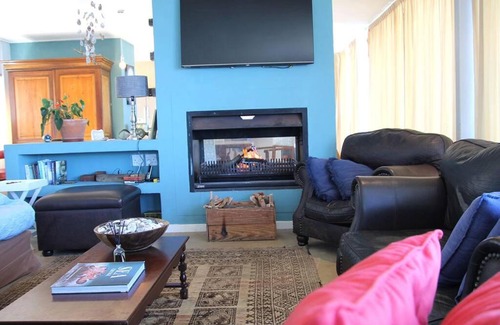 St. James Casa | Skye Home in overlooking stunning False Bay in St James, Cape Town