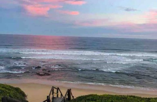 Klein Brak River Cabina | Skye Ocean Nest: Tiny Beach Home for 2 - Fast Wifi