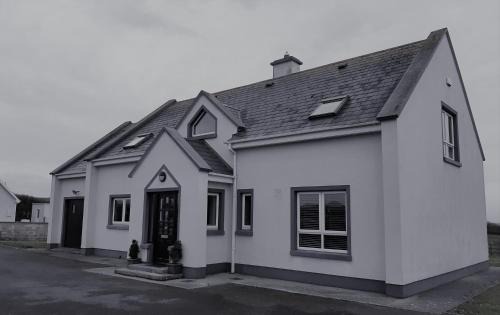 Miltown Malbay Casa | Skye's Atlantic Retreat