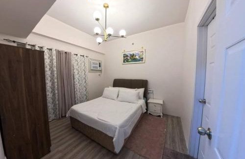 Mactan Export Processing Zone Complejo | Skyedwight Condo - 1 Bedroom Pool View with Gym and Free WiFi Near Airport