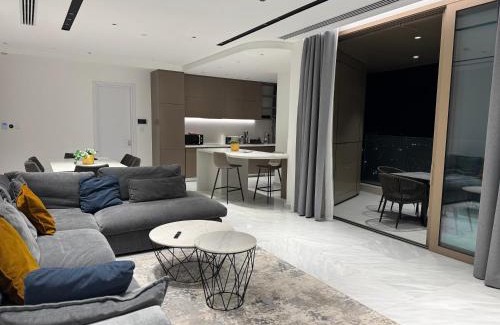 City Centre Apartamento | SkyHigh Central 360 Gym & Pool
