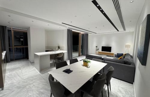 City Centre Apartamento | SkyHigh Central 360 Gym & Pool