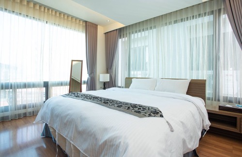 Yuchi Hotel | Skylight B&B