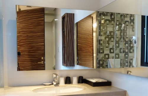 Yuchi Hotel | Skylight B&B
