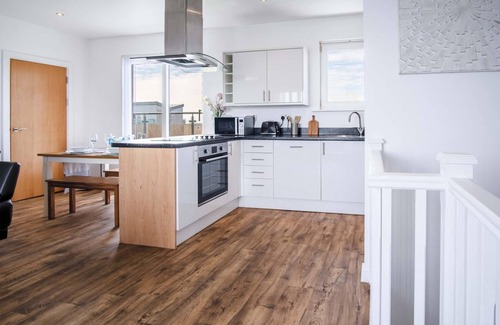 Llanelli Apartamento | Skyline Duplex Penthouse - 3 Bedroom - Llanelli