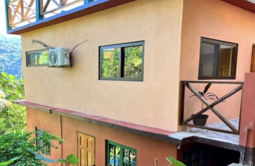 Jack's Hill Cabaña | Skyline Levels One Downstairs Bedroom Cottage