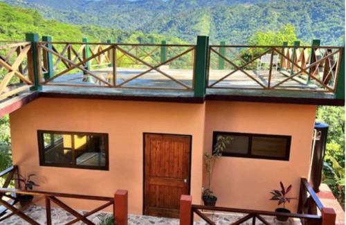 Jack's Hill Cabaña | Skyline Levels One Upstairs Bedroom Cottage