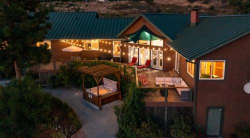 Oakhurst Casa | Skyline Lodge- 5 bedrooms with stunning views