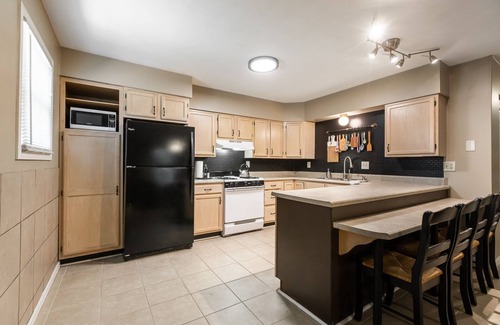 Shiloh Casa | Skyline - Military/Family Friendly