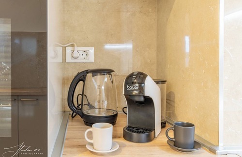 Sarajevska Apartamento | Skyline Panorama Apartment Balcony, Garage & Spa Access