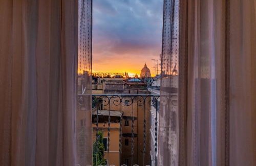 Prati Apartamento | Skyline Penthouse with Private Rooftop