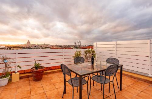 Prati Apartamento | Skyline Penthouse with Private Rooftop