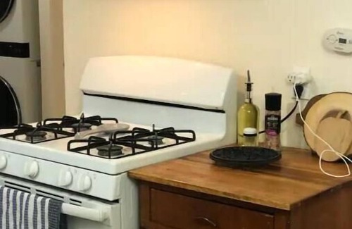 Arena District Casa | Skyline Place. 3 bedroom residential home