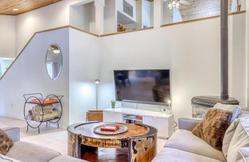 Country Club Estates Casa | Skyline Serenity