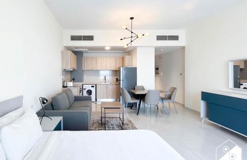 Business Bay Apartamento | Skyline Studio Escape l Balcony , Gym & Pool