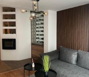 Veles Apartamento | Skyline Suite Skopje