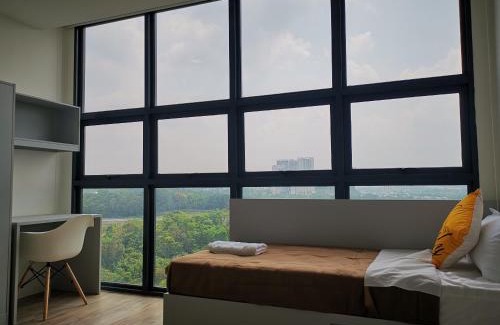 Cyberjaya Apartamento | Skypark [Netflix+100Mbps], Cyberjaya by HostAssist