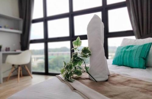 Cyberjaya Apartamento | Skypark Residence Cyberjaya I Pool View with Balcony