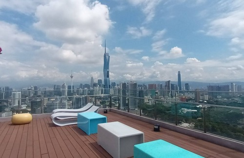 Brickfields Apartamento | SkyPool Suite @ KL Sentral - Suite B