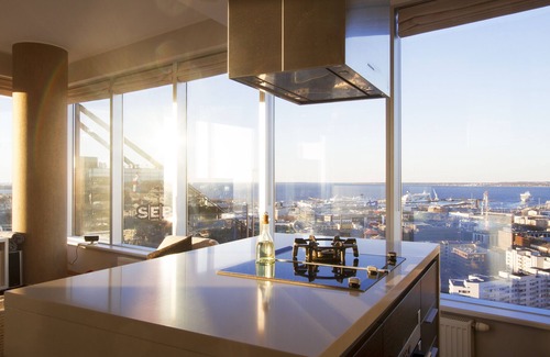 Maakri Apartamento | Apartamento rascacielos con vista espectacular!