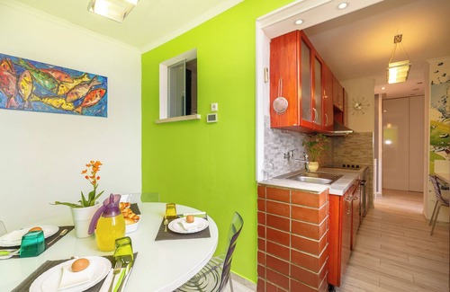 Gruz Apartamento | Skyscraper Apartment
