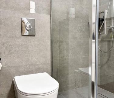 Cluj-Napoca Apartamento | Skystay-modern Airport Apartment