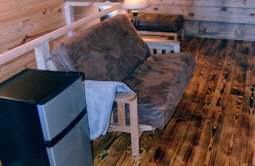 Cosby Cabina | SkyView Smoky Mountain Lodge Near Gatlinburg and Pigeon Forge Tennessee