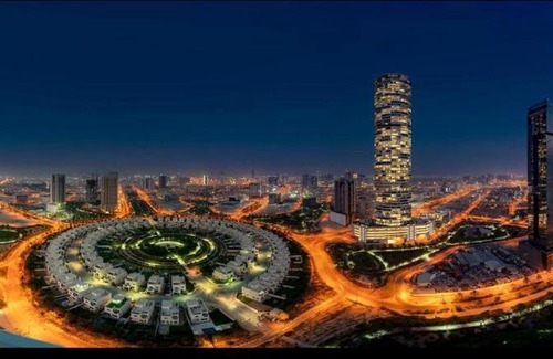 Jumeirah Village Circle Apartamento | SkyVilla FIVEhotel JVC Private pool