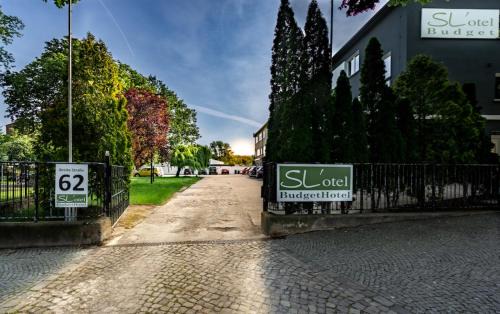 Bernburg Casa | SL'otel Budget