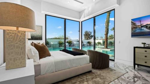 Indio Casa | Sleeps 28 2 Luxe Villas w Pickleball Court Bravo Villas Dorado by AvantStay