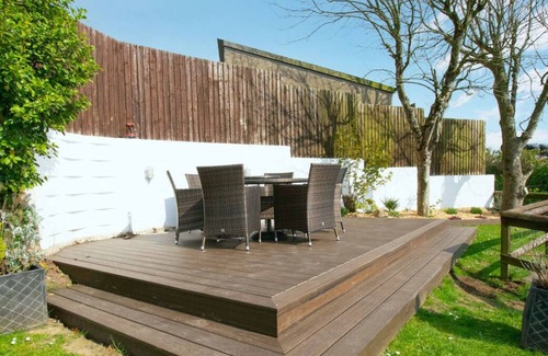 Horton Otro | Slade Barn in the beautiful Swansea