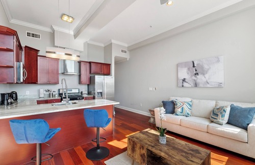 Olde Kensington Apartamento | Sleek 1BR w/ Rooftop Amenities