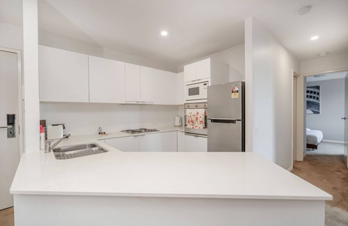 Kingston Apartamento | Sleek 2-Bed Apartment in Vibrant Kingston