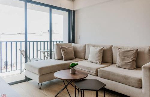 Magdalena del Mar Apartamento | Sleek 2BR with Pool Gym Terrace in Magdalena