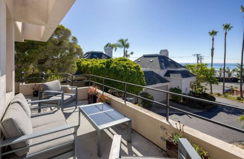 Solana Beach Casa | Sleek and Chic by the Beach