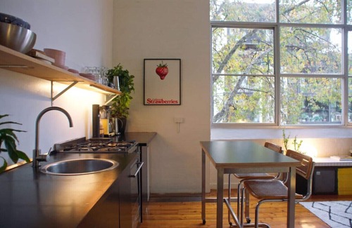Collingwood Apartamento | Sleek and Light filled Inner City Loft Apartment